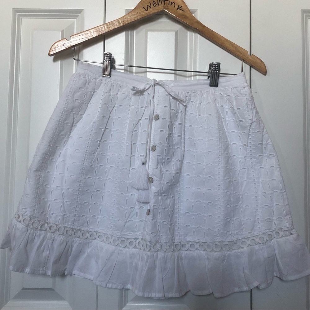 American Eagle white skirt
